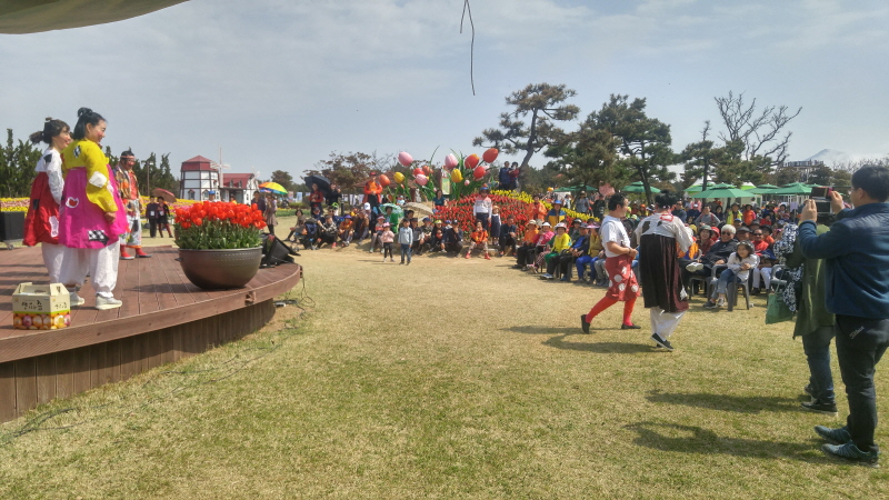 파랑새 공연단 공연 사진