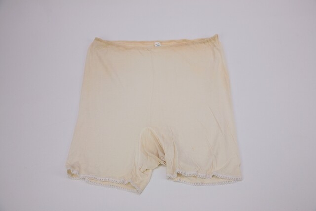 사용자 이미지 94 속옷.jpg