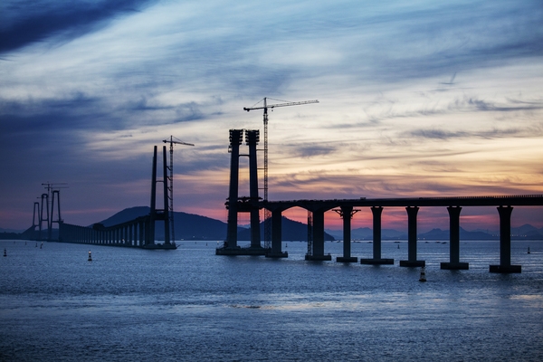 암태 오도선착장에서 본 천사대교 일출 001 2