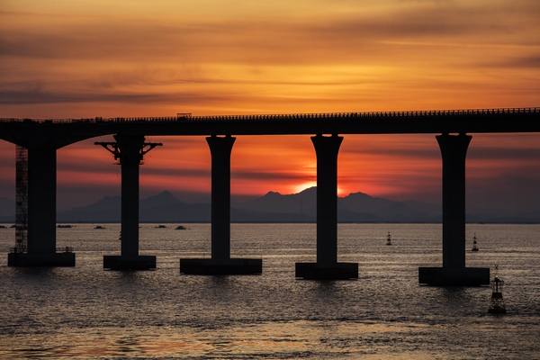 암태 오도선착장에서 본 천사대교 일출 001 4