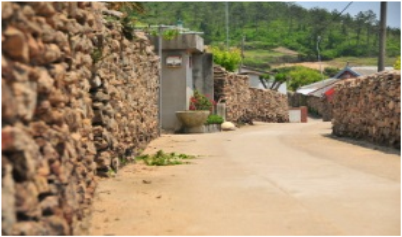 내촌마을 옛 담장 1