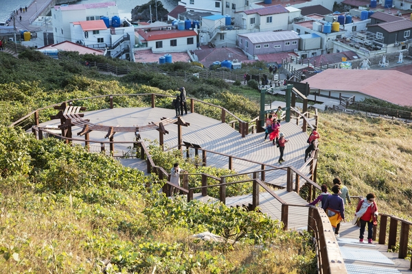 홍도 깃대봉 등산로 02 6