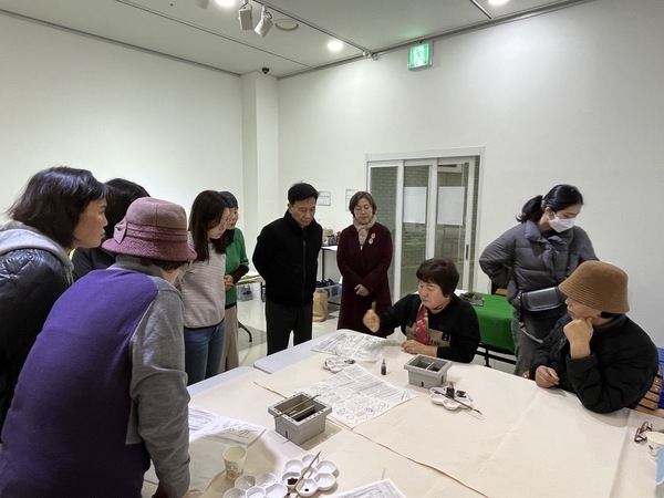 [저녁노을미술관] 생활 속 예술-민화 그리기 1