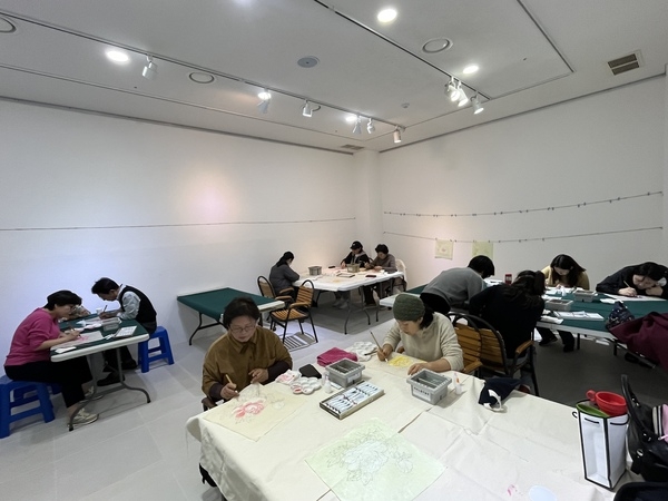 [저녁노을미술관] 생활 속 예술-민화 그리기 1