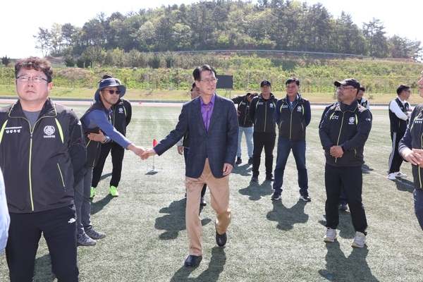 2023.05.01  신안군건설기계 연합회 체육대회 격려 2