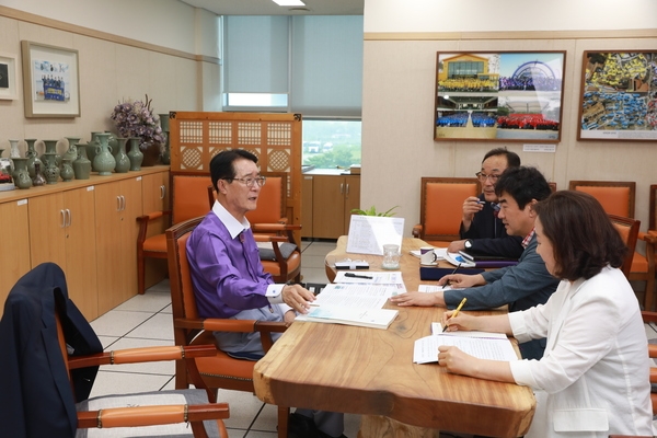 2023. 07. 12   신안군청 군수님실, 도선장-지속가능발전 협의회장 취임 인터뷰 2