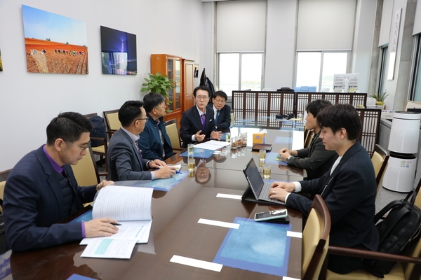 20231107_국토외곽먼섬지원 특별법 국회공청회관련서삼석의원면담 2