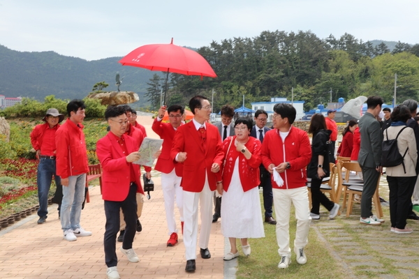 2024.05.04   흑산 새공예박물관 기획전 커팅식 2