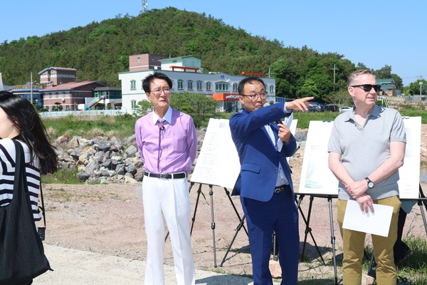 2024.05.13  주한영국대사 신안군 방문_갯벌체험 6