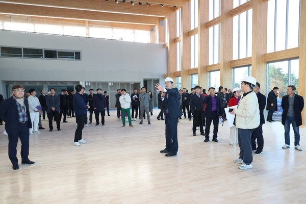 2024.12.11_ 보훈회관(공공도서관) 건립공사 현장설명 및 간담회 3