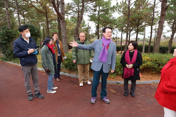 2024.12.18_ 1004섬 겨울꽃 축제장 방문 2