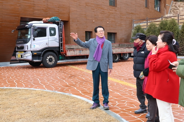 2024.12.18_ 1004섬 겨울꽃 축제장 방문 4