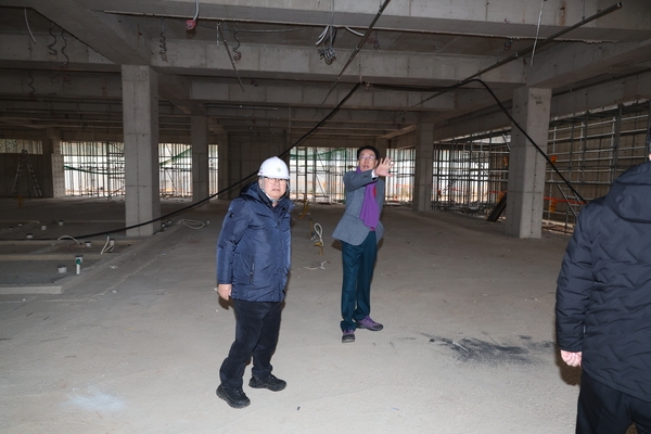 2024.12.18_ 복합생활밀착형 국민체육센터 공사현장 점검 1