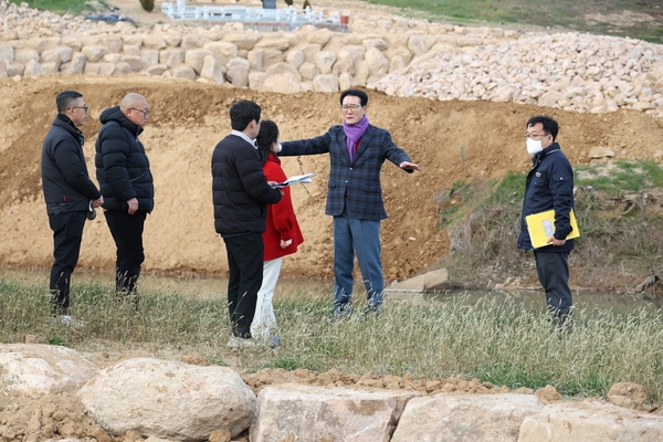 2024.12.24_ 암태면 암석정원 현장점검 4