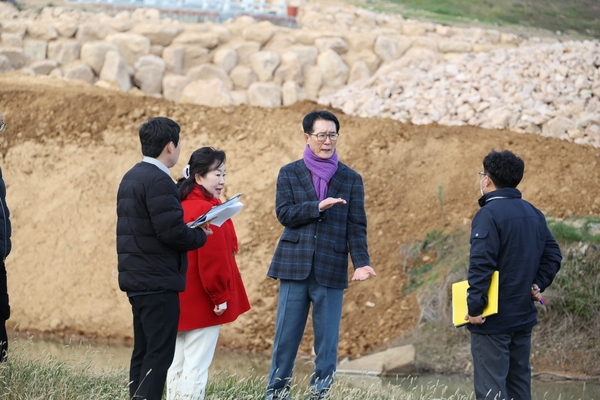 2024.12.24_ 암태면 암석정원 현장점검 5