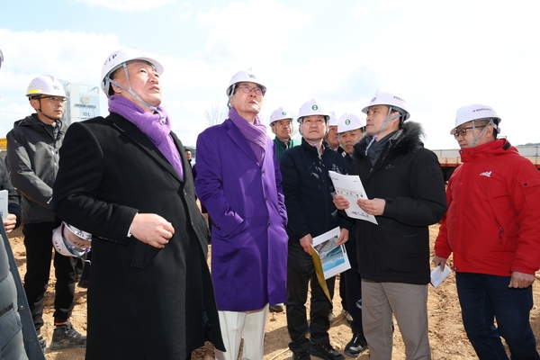 2025.02.21_ 지도읍 주요사업장 방문(반다비 체육센터 건립 현장점검) 3