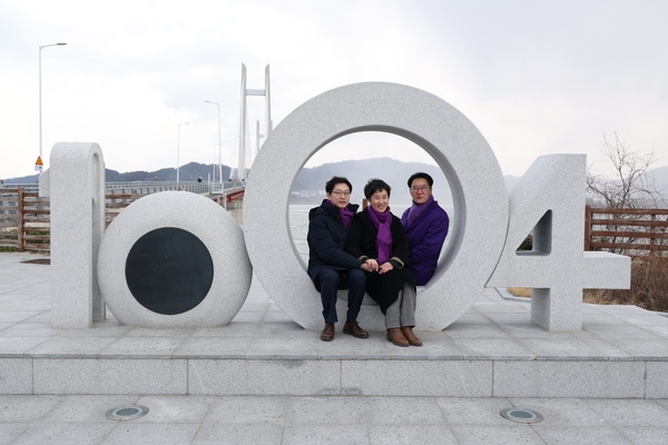 2025.02.23_ 김경수 전 경남지사 임자면 방문 4