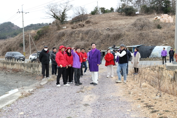 2025.02.25_ 임자면 홍매화 식재 현장점검 5