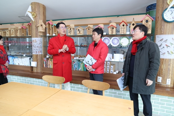 2025.02.26_ 흑산면 주요사업장 방문(철새박물관) 4