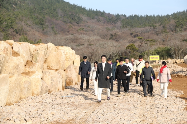 2025.03.06_ 암태면 암석정원 현장점검 4