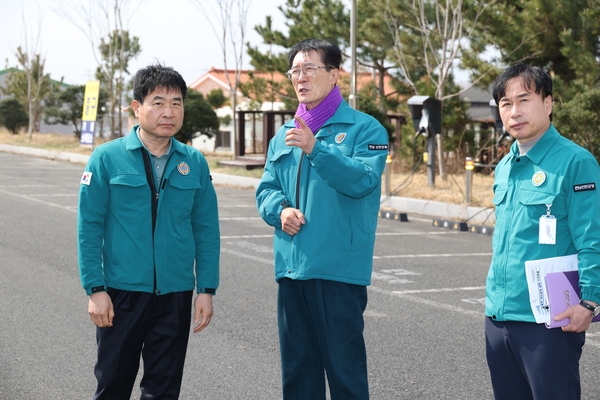 2025.03.18_ 구제역 방역 차단시설 방문 2