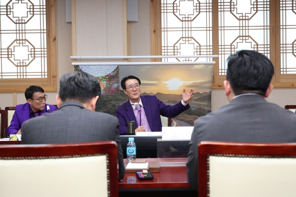 2025.03.25_ 데이터 기반 도서지역 해양교통안전 문제 해소를 위한 업무협약식 5