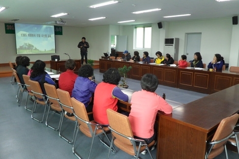 “신안군자원봉사센터 자원봉사자 읍·면 순회교육 실시”1