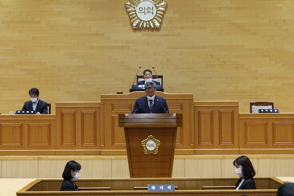 신안군의회, 후반기 원 구성 마무리..