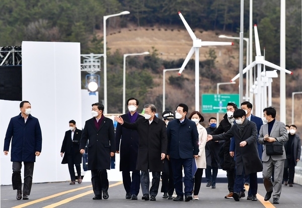 그린뉴딜을 선도하는 신안 8.2GW 해상풍력, 「전남형 상생일자리 협약식」 개최..