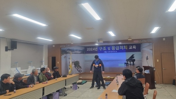 신안군, 골든타임! 심폐소생술 교육 실시..'‘4분의 기적’ 응급처치 교육'1