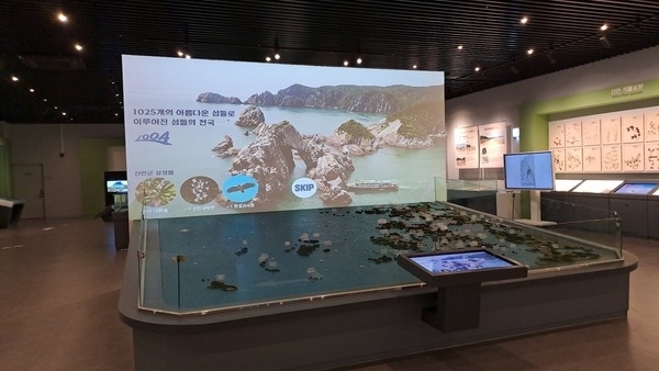 신안군, ‘신안철새박물관·신안자생식물뮤지엄’ 공립박물관 등록…유네스코 세계자연유산 위상 강화..생물다양성 및 환경교육의 중심지로 도약, 세계자연유산 보전·활용 거점 역할 기대1