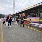 신안군, ‘깨끗하고 맛있는 신안’ 위해 뻘낙지 음식특화거리 환경정화 실시..‘깨끗...