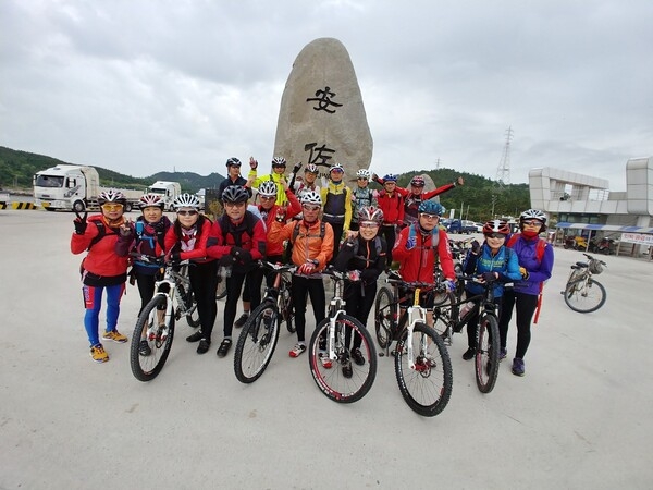 BR MTB 클럽 천도천색 천리길 안좌도에서 증도까지... 1