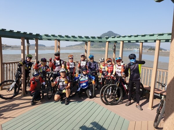 제주어울림동호회 신안군천도천색 자전거길4,5코스와천사대교 다녀오다(인증완료) 4