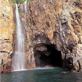 홍도3경 석화굴