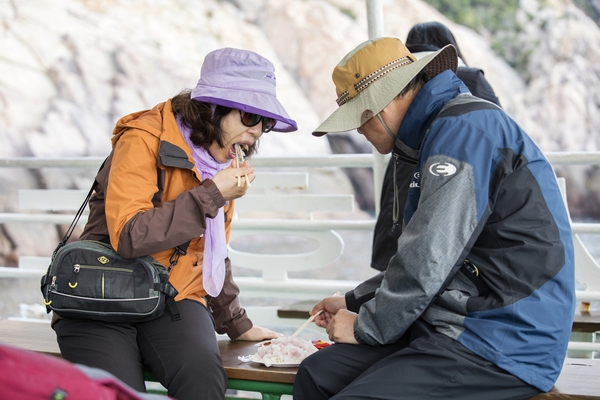 홍도 유람선 해상포차 4