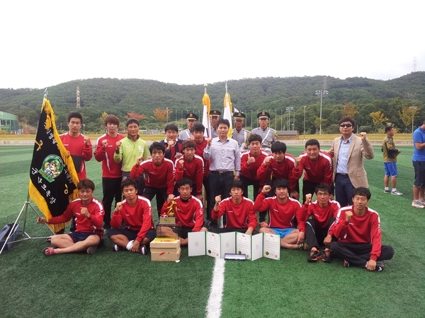 제10회 육군참모총장배 전국축구대회 ... 신안군 생활체육 연합회 축구팀 2연패 달성! 1