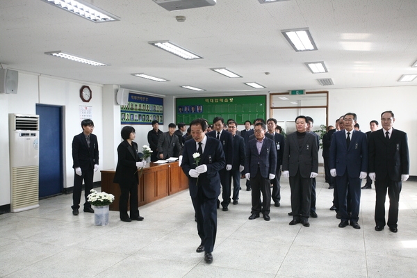 신안군, 故 김영삼 前 대통령 국가장 분향소 설치 운영 2