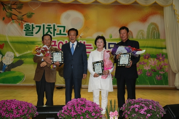 신안의 으뜸 지도읍, ‘노인의 날’ 성황리 개최,,