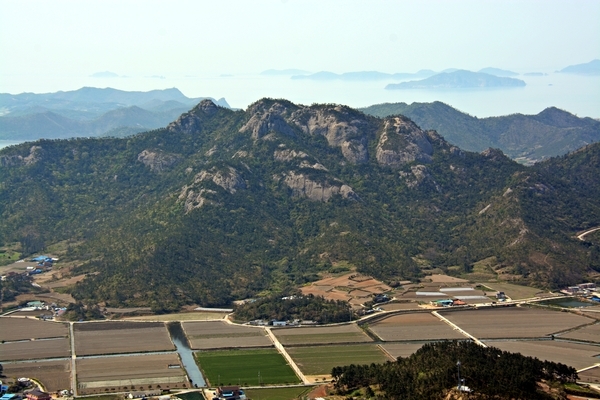 신안군, 선왕산 전국 섬 등산대회 개최..