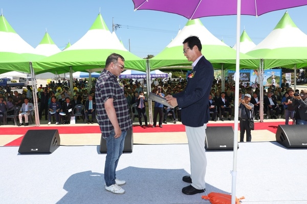 1004섬 신안군 ‘천사상미술관’ 드디어 개관..