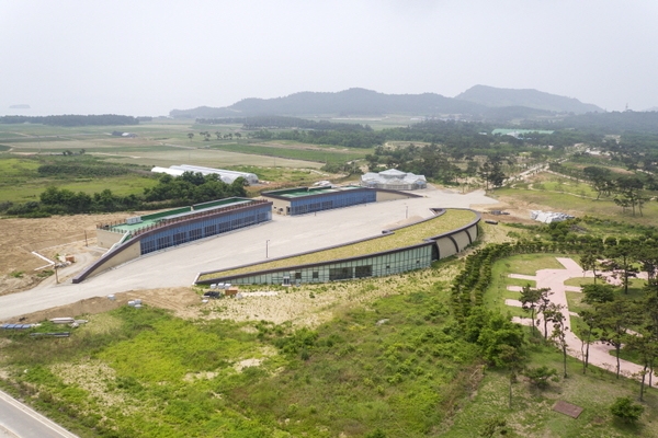  신안 도서자생식물보전센터 전시용표본 제작..