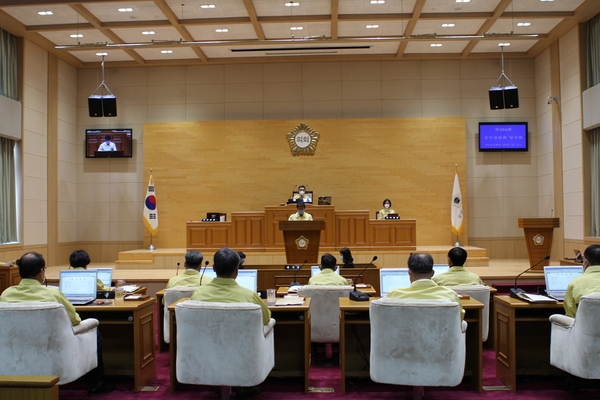 신안군의회 제284회 임시회 개회..