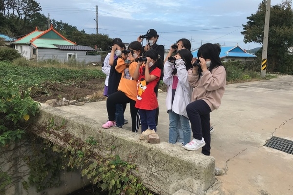 1004섬 신안, 흑산 “철새마을학교” 운영 눈길..