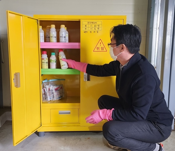 신안군, 영농폐기물 보관의 새로운 기준 제시..'경관블럭과 대나무를 이용한 ‘농부의 품격’ 공동집하장 조성' 5