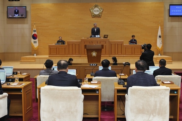 신안군의회, 갑진년 새해 첫 임시회 개회..