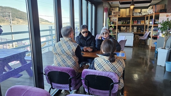 신안군 퍼플섬에 ‘1억 카페’???..