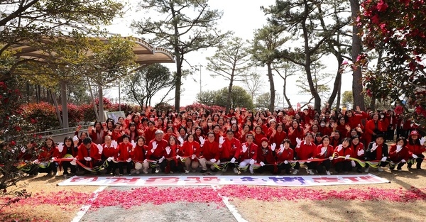 ‘섬 겨울꽃 송별축제 : 겨울의 작별인사 ’개막..