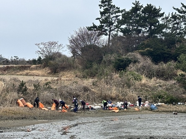 신안군 장산면, 해양쓰레기 ZERO 캠페인 실천..
