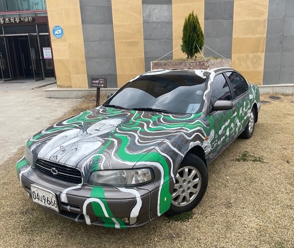 타리파시 자리에 민어 대신 예술이 가득..